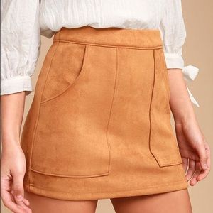 🤎Simply Perf Tan Suede Mini Skirt🤎